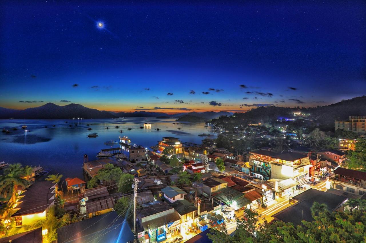 Sunburn Suites And Rooftop Bar Coron Exteriér fotografie